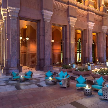 Emirates Palace Mandarin Oriental, Abu Dhabi Exterior foto The Palace Downtown Dubai