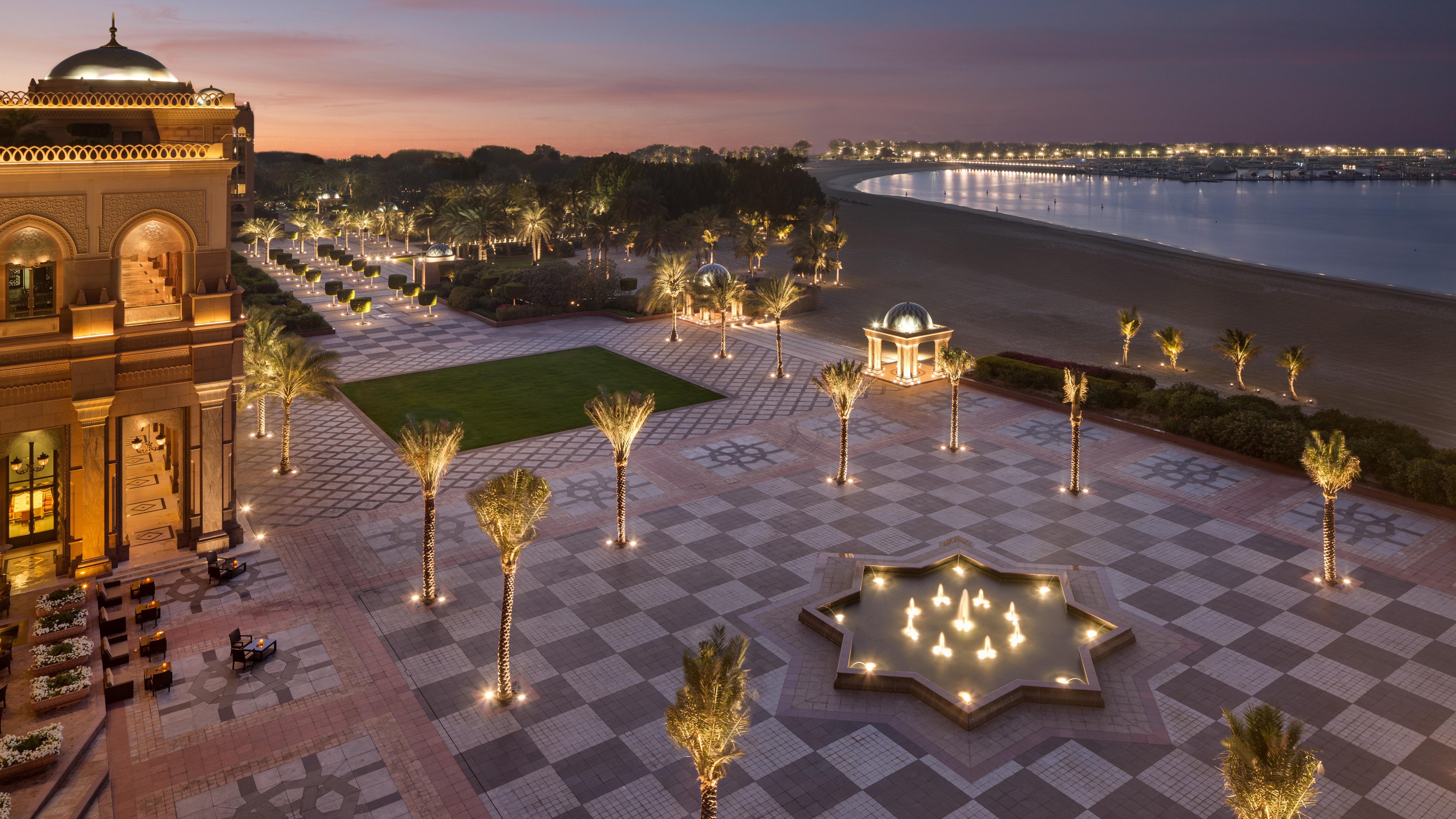 Emirates Palace Mandarin Oriental, Abu Dhabi Exterior foto The Oberoi Beach, Muscat